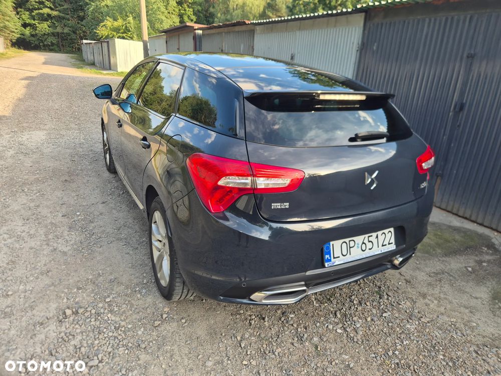 DS Automobiles DS 5 - 5