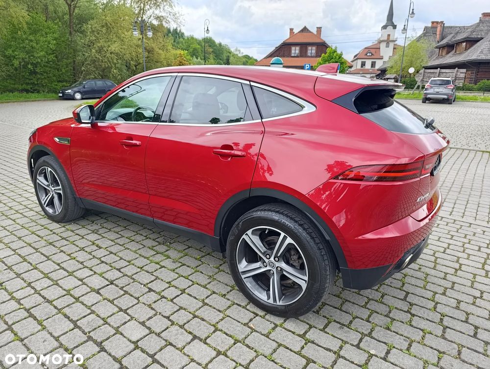 Jaguar E-Pace 2.0 i4P AWD R-Dynamic HSE - 11