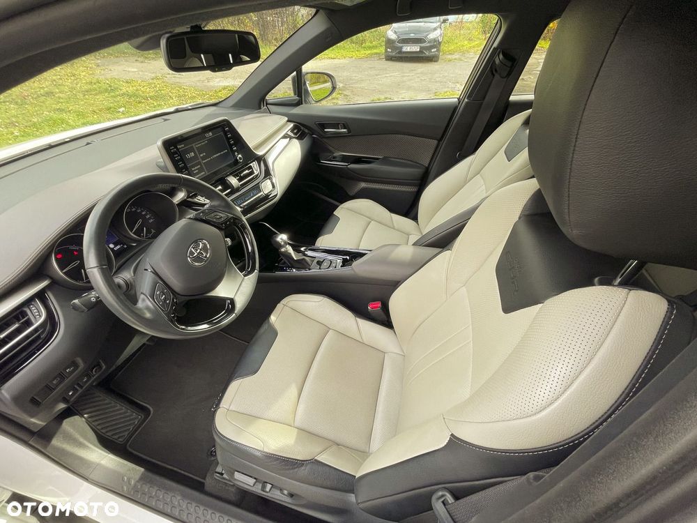 Toyota C-HR 2.0 Hybrid Executive - 9