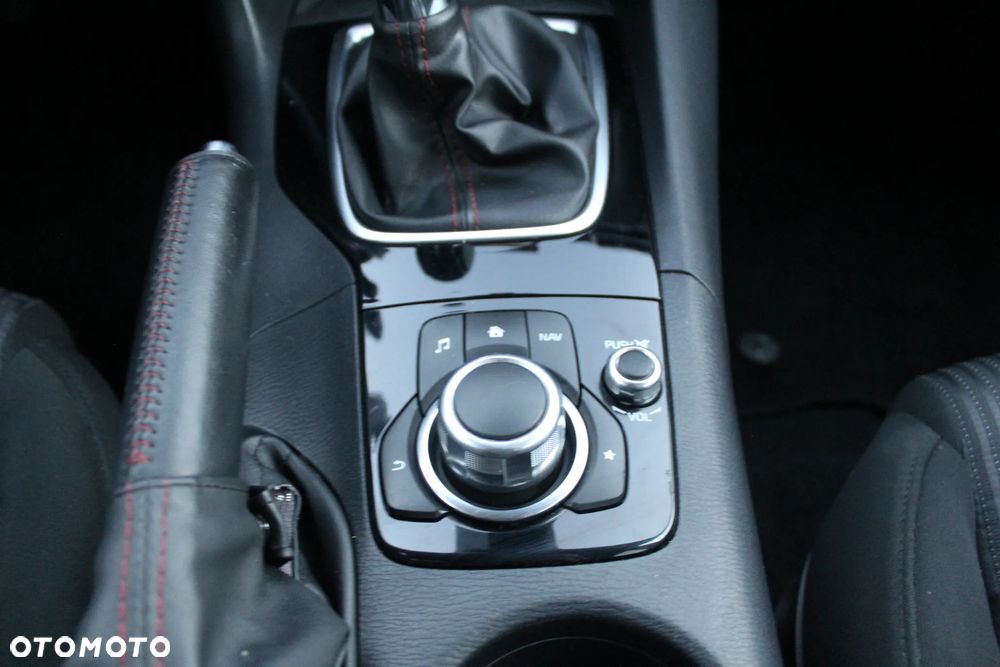 Mazda 3 - 16