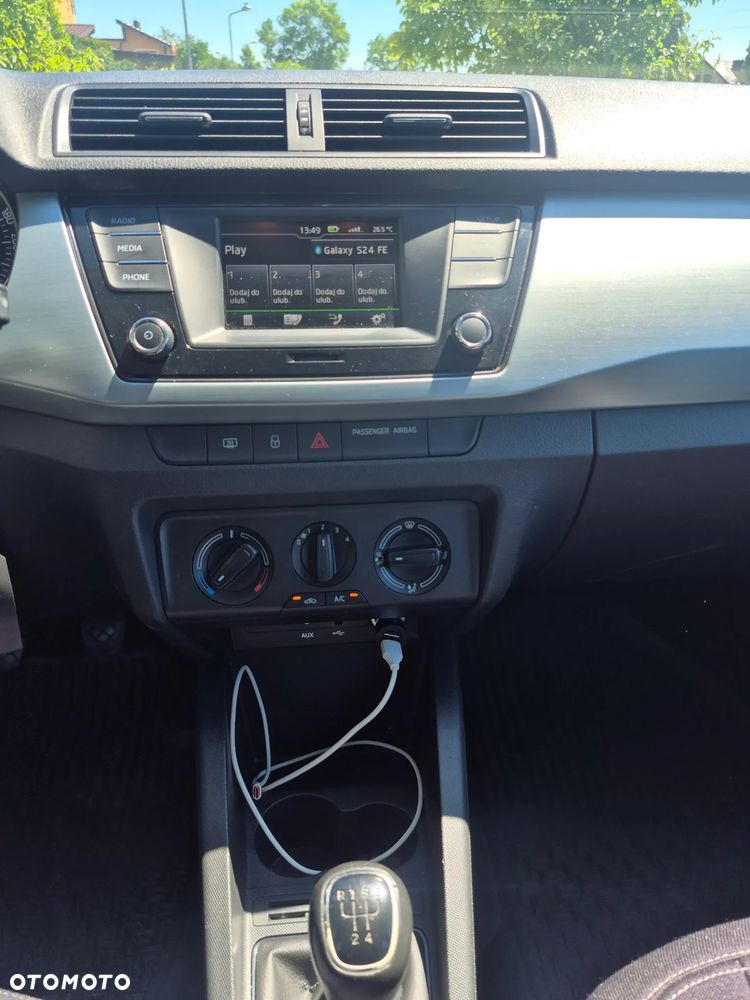 Skoda Fabia - 10