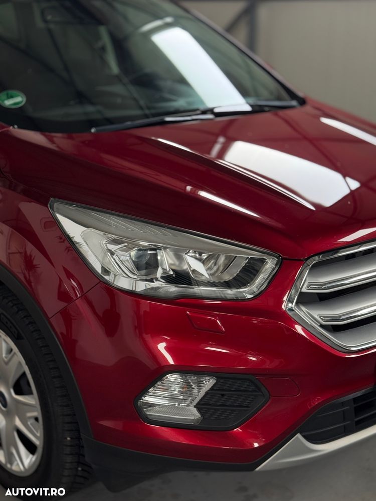 Ford Kuga 1.5 EcoBoost 2x4 Cool & Connect - 14
