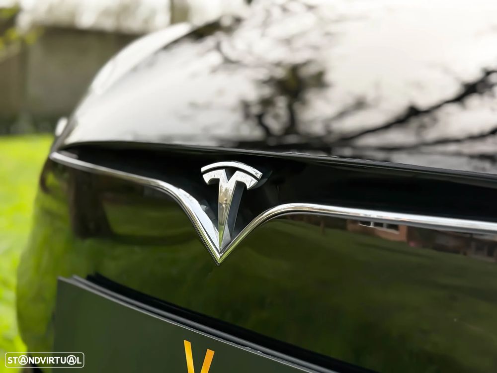 Tesla Model S Long Range - 15