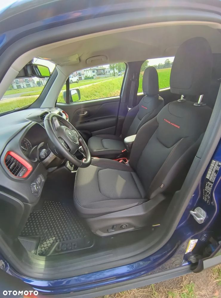 Jeep Renegade - 13