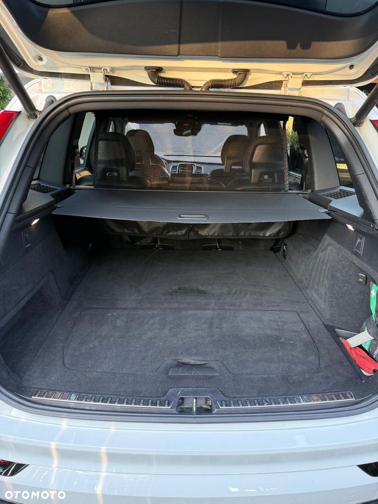 Volvo XC 90 - 16