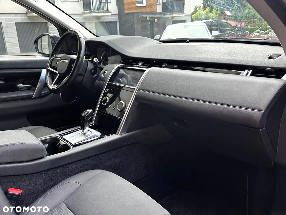 Land Rover Discovery Sport 2.0 D165 mHEV - 9