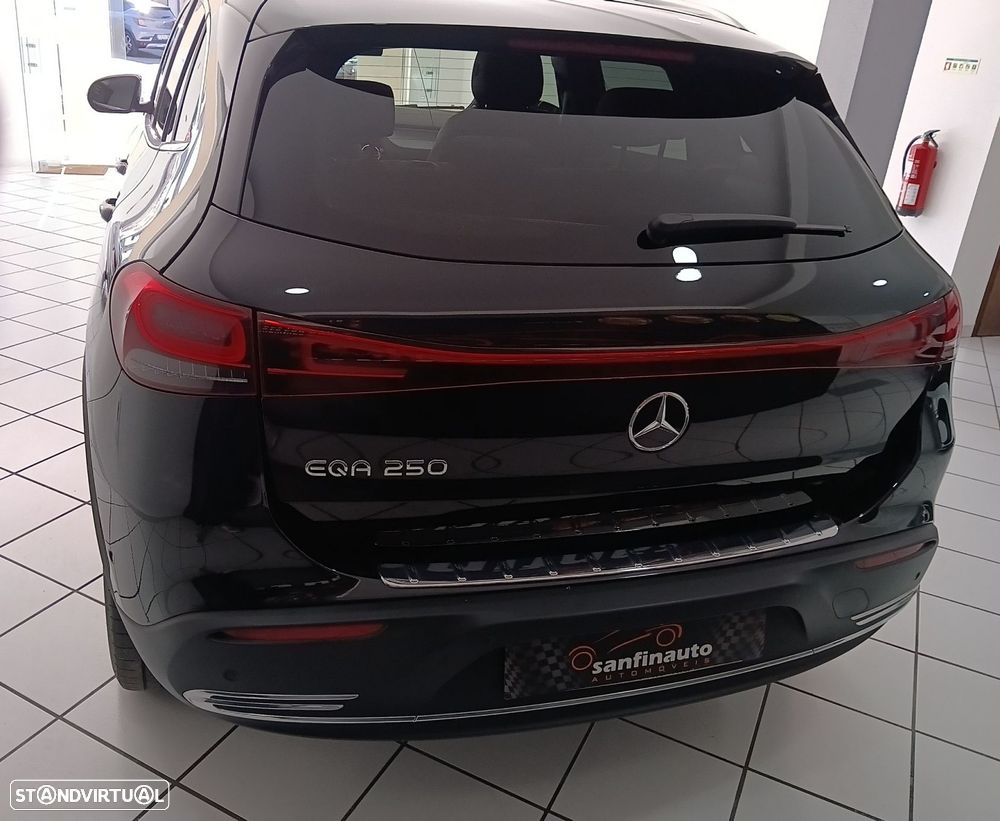 Mercedes-Benz EQA - 14