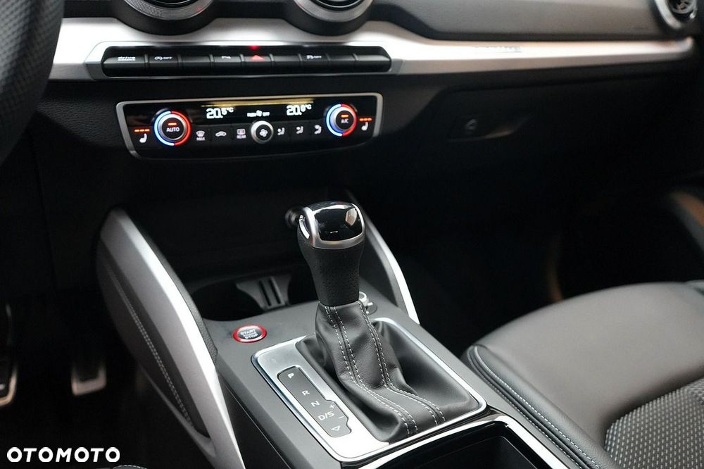 Audi SQ2 - 24
