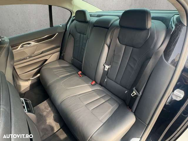 BMW Seria 7 - 13