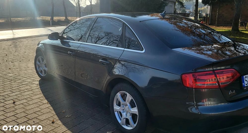 Audi A4 - 8