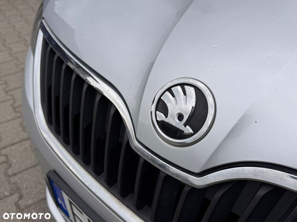 Skoda RAPID 1.0 TSI Active - 2