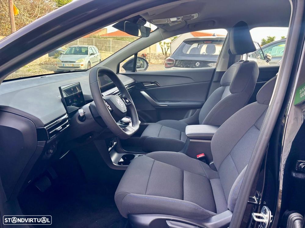 MG MG4 51 kWh Standard - 10