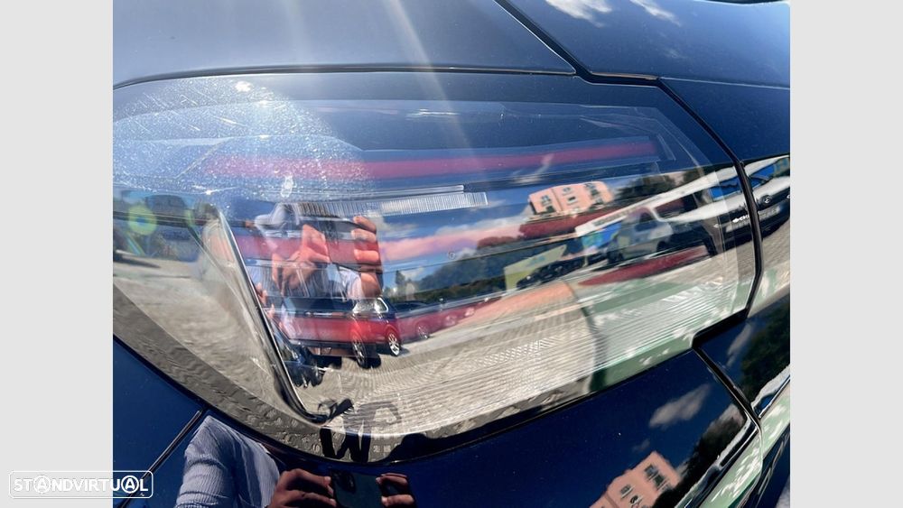 Peugeot 208 1.2 Hybrid Allure e-DCS6 - 10