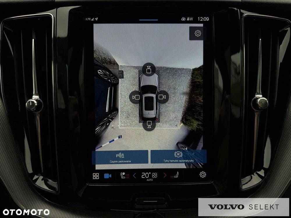Volvo XC 60 - 21