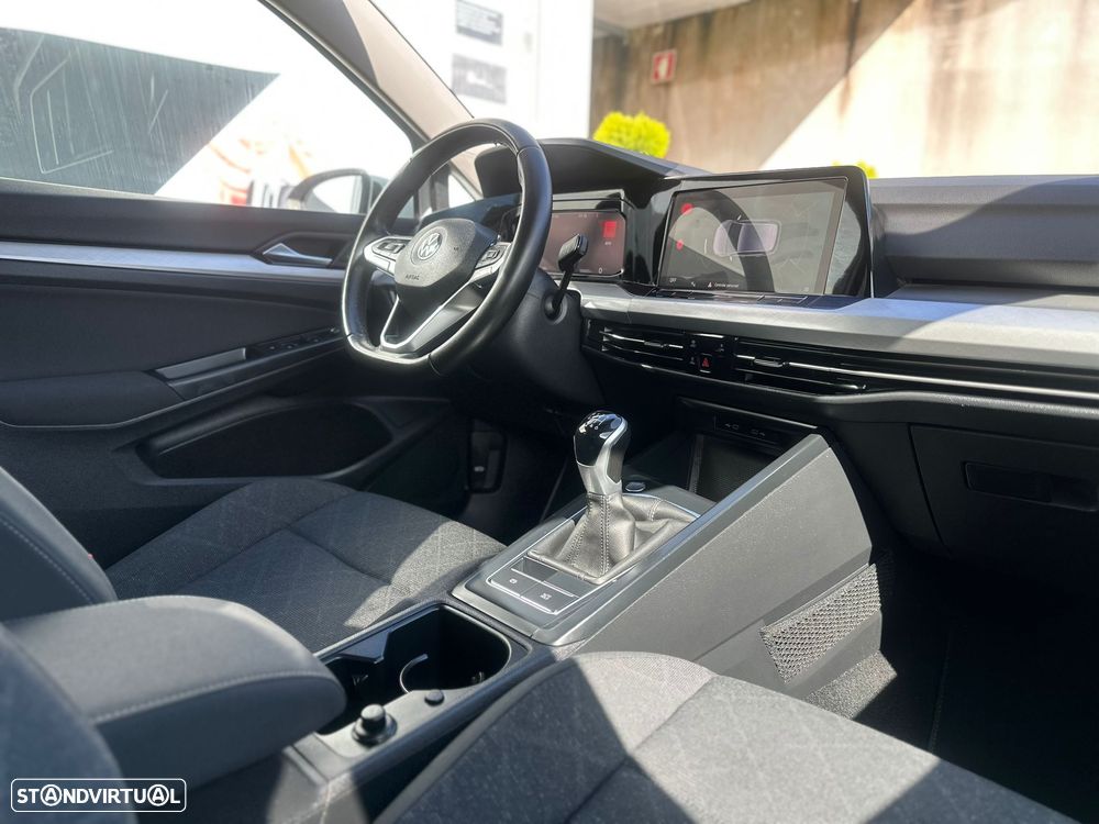 VW Golf 2.0 TDI Conceptline - 21