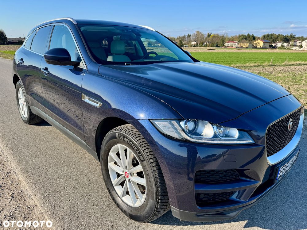 Jaguar F-Pace 20d AWD Pure - 6