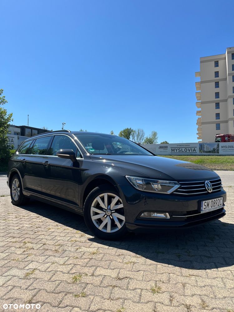 Volkswagen Passat 2.0 TDI (BlueMotion Technology) DSG Comfortline - 1