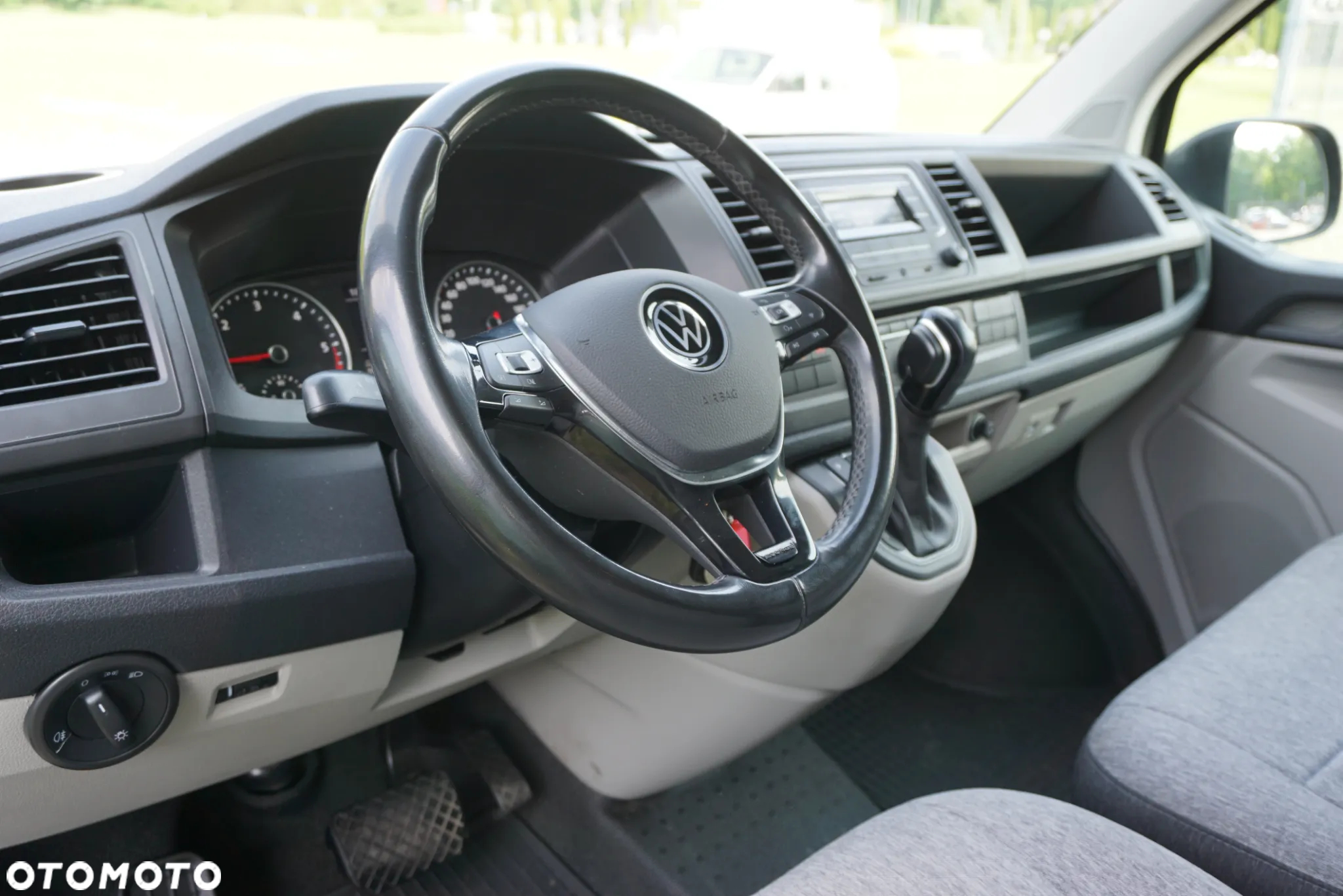 Volkswagen Caravelle 2.0 TDI L2 Highline DSG - 10