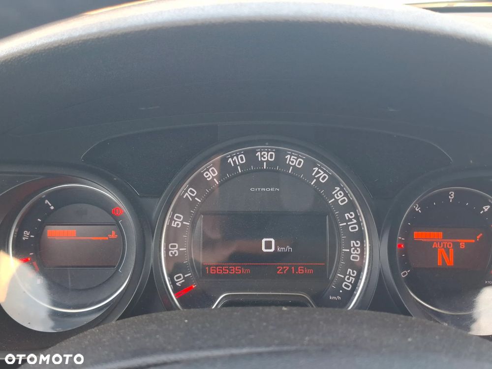 Citroën C5 e-HDi 115 EGS6 FAP Tendance - 17