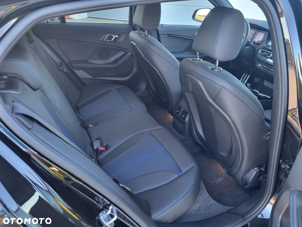 BMW Seria 1 M135i xDrive - 16