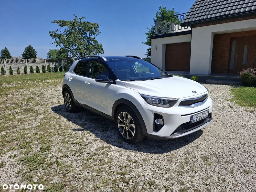Kia Stonic 1.6 CRDi SCR L - 1