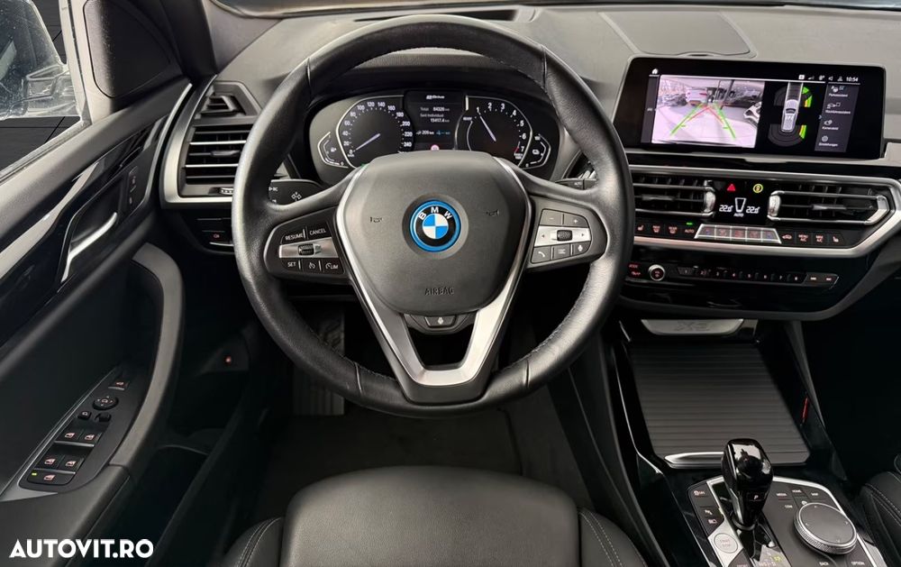 BMW X3 xDrive30e AT PHEV - 8