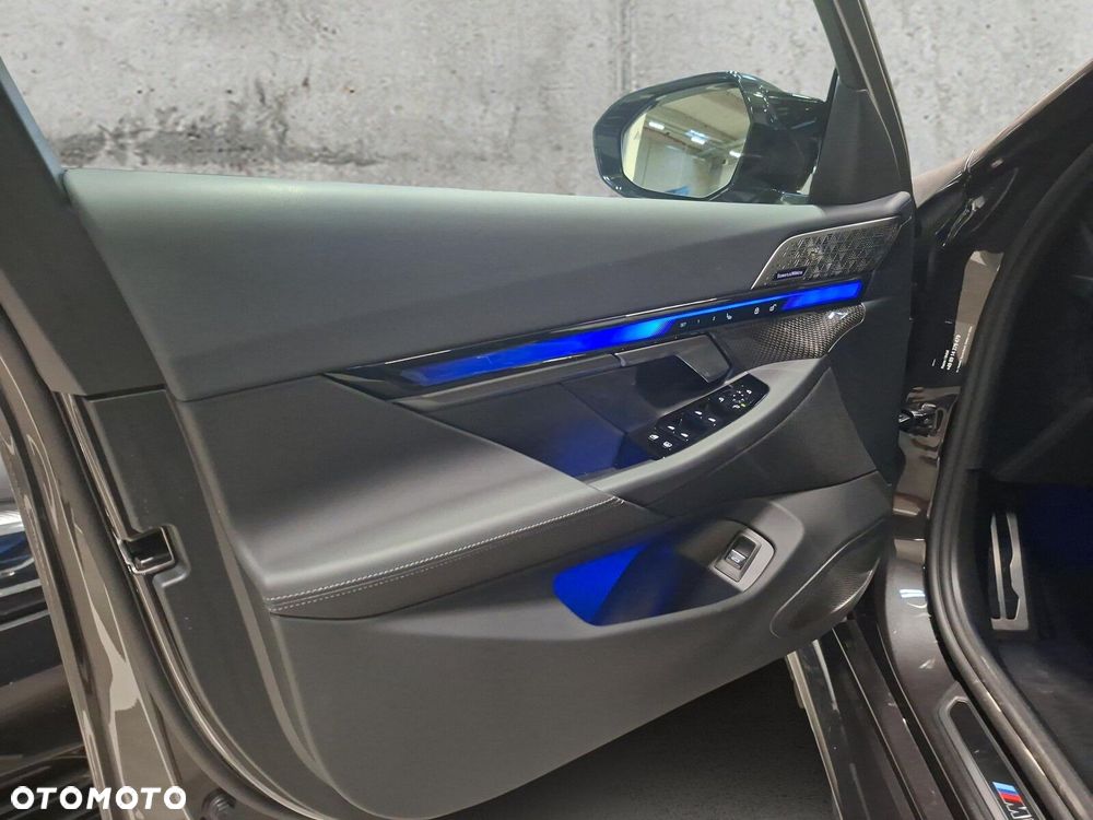 BMW M5 - 12