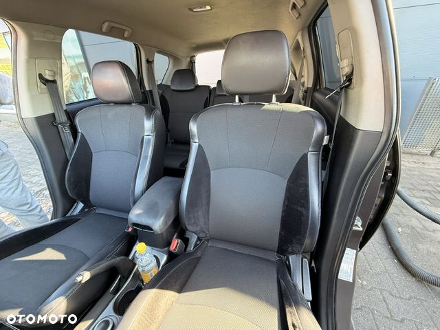 Mitsubishi Outlander 2.0 DID Instyle - 4