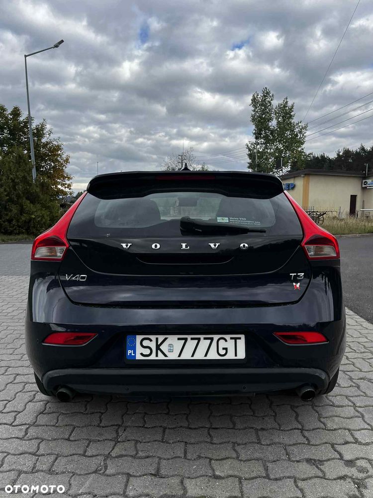 Volvo V40 T3 Drive-E Momentum - 13