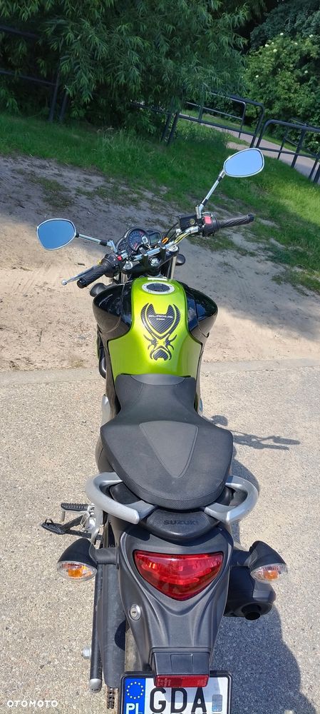 Suzuki Gladius - 3