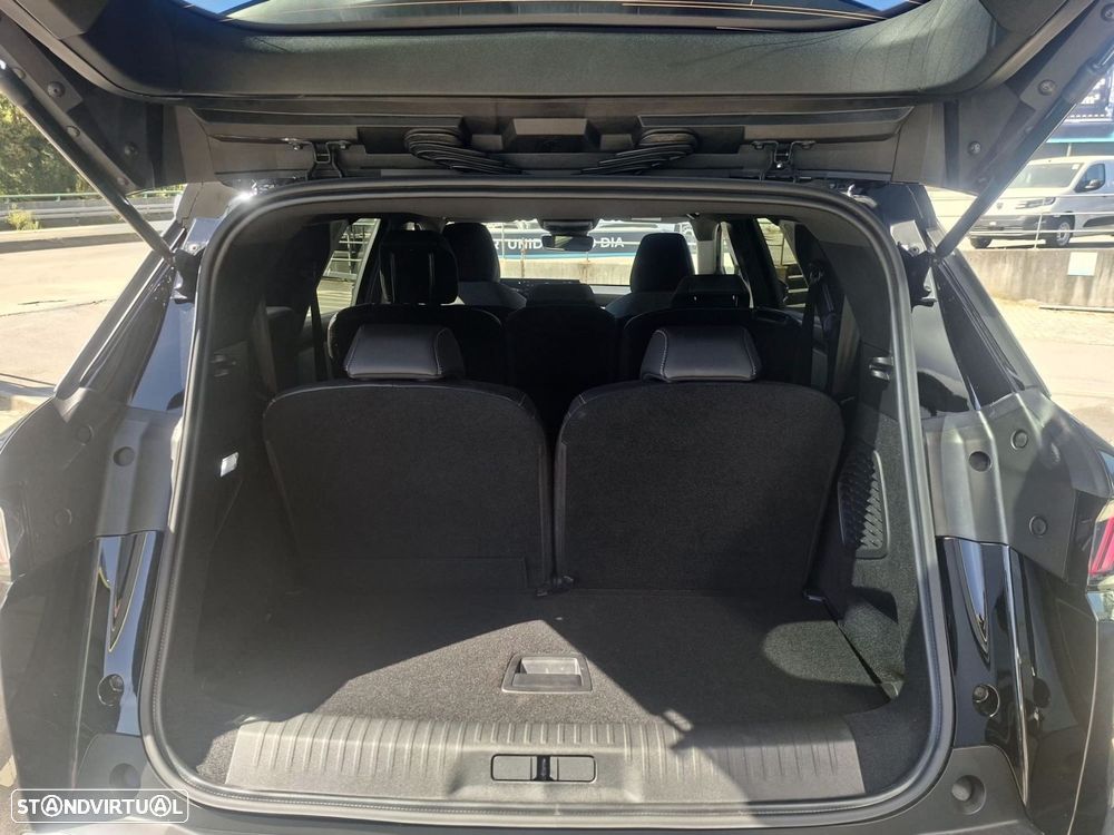 Peugeot E-5008 73 kWh Allure - 17