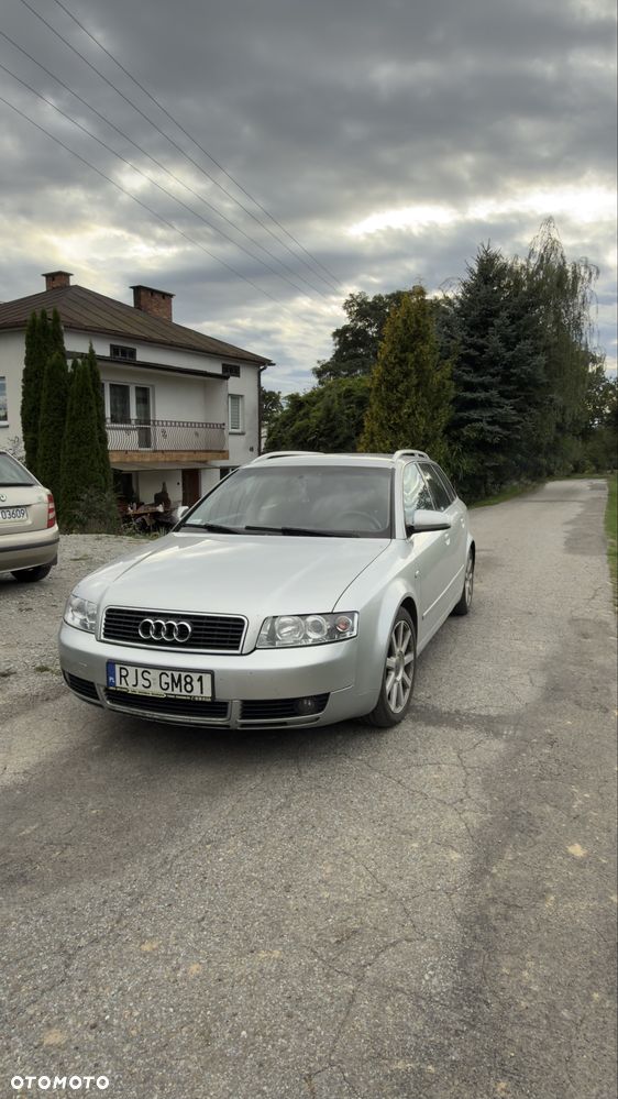 Audi A4 Avant 2001 photo 2