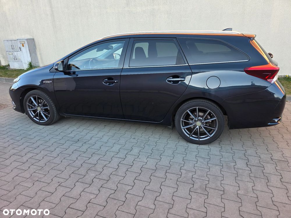 Toyota Auris - 3