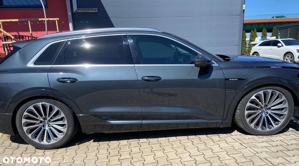 Audi e-tron 55 Quattro - 4