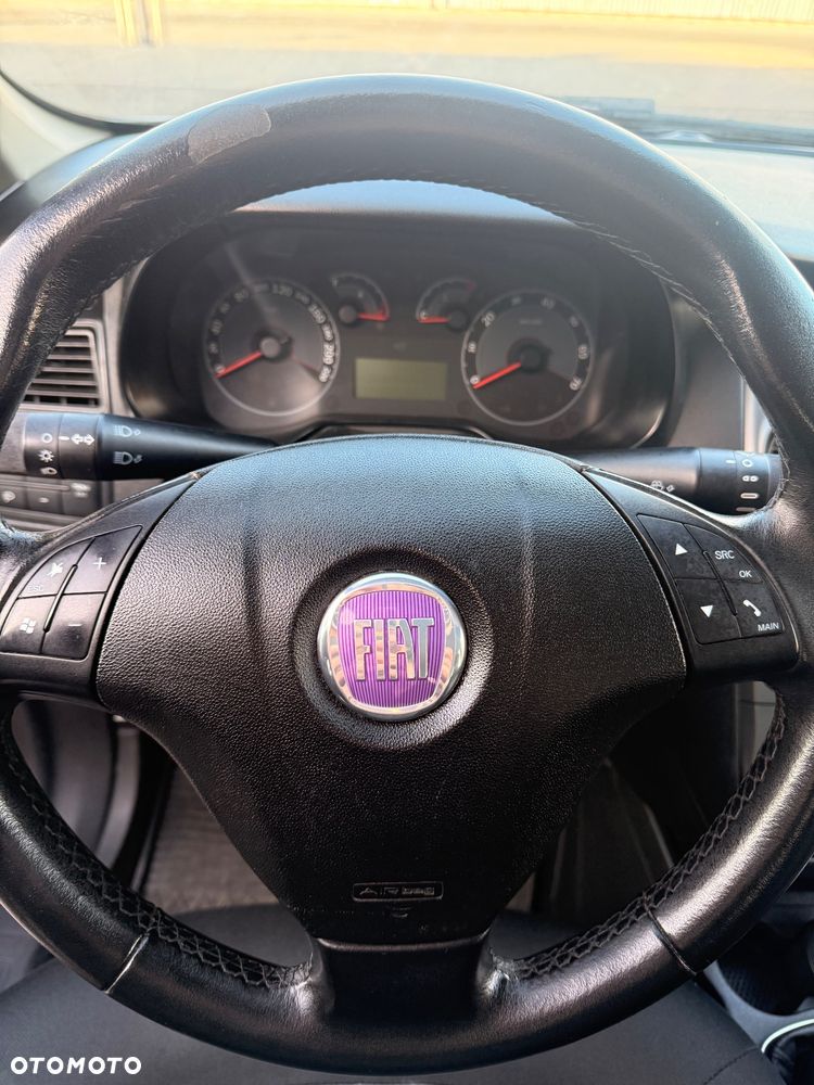 Fiat Linea 1.4 Fresh - 16