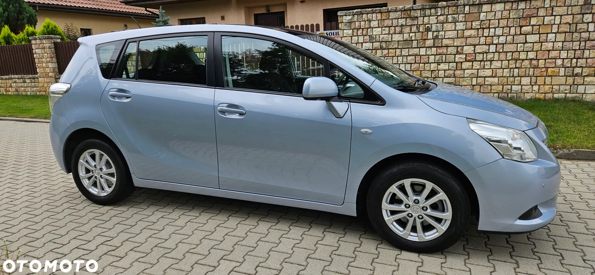 Toyota Verso - 2