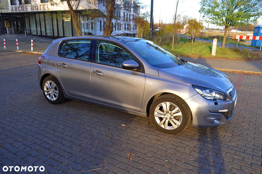 Peugeot 308 125 THP Allure - 3