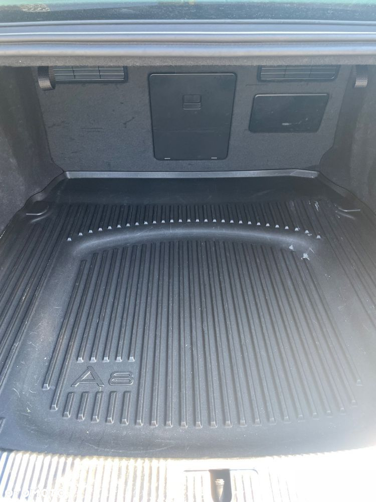 Audi A8 60 TFSI quattro tiptronic - 14