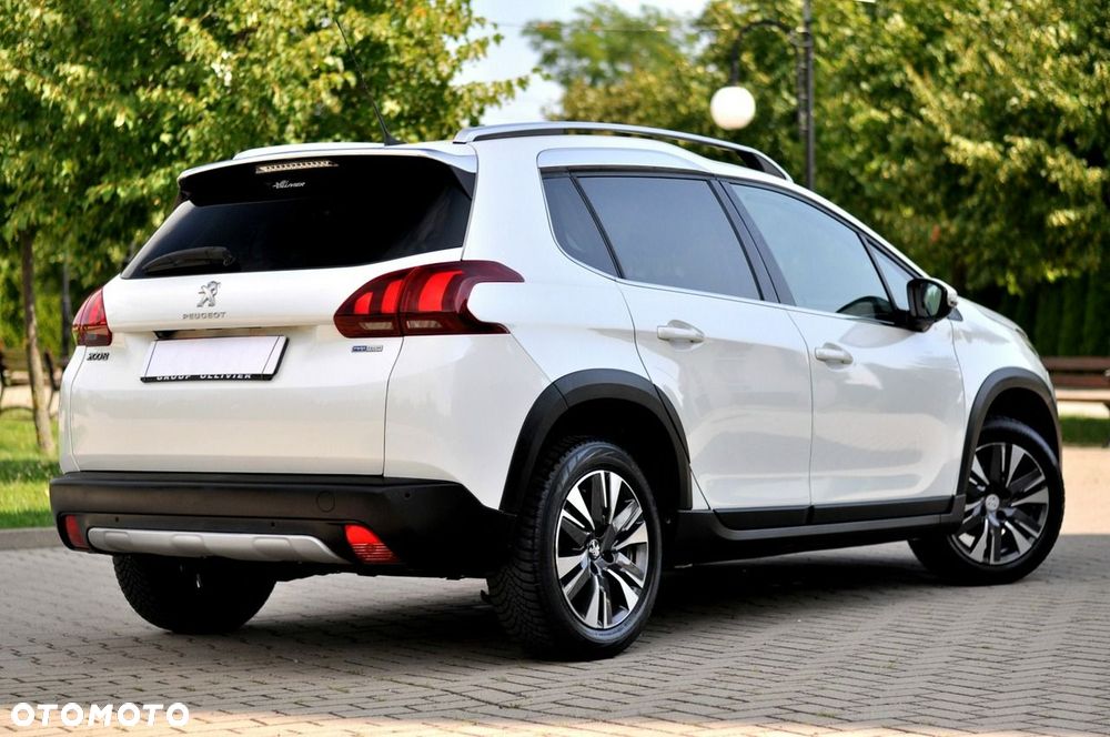 Peugeot 2008 1.2 VTi Allure - 11
