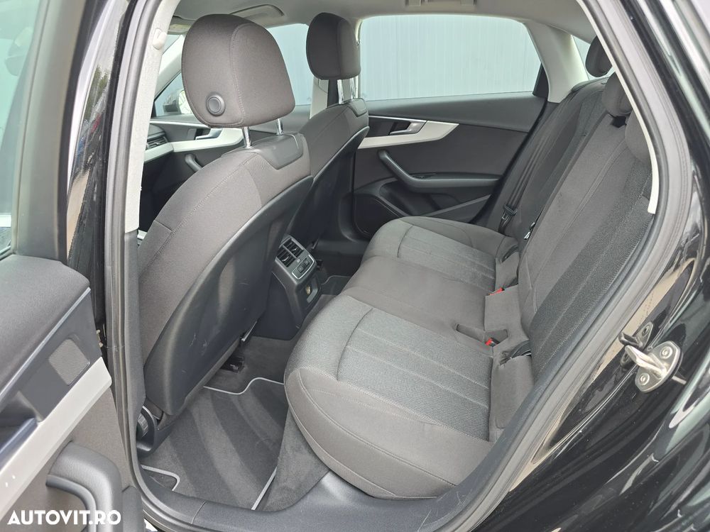 Audi A4 2.0 TDI DPF clean multitronic Ambiente - 9