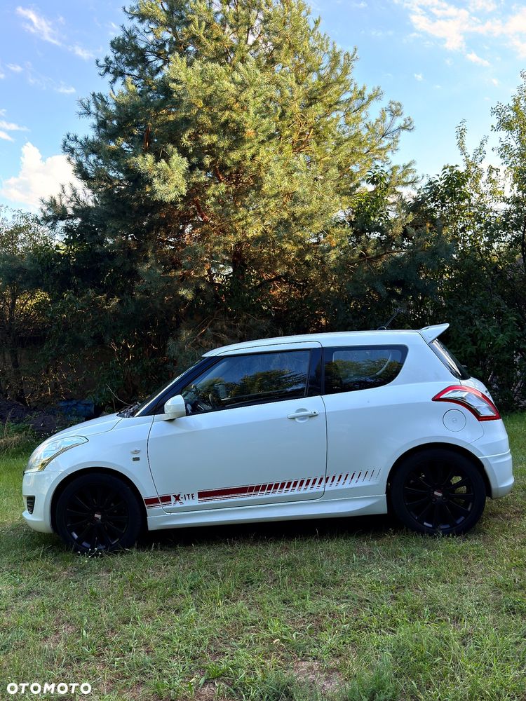 Suzuki Swift 1.2 X-ITE - 2