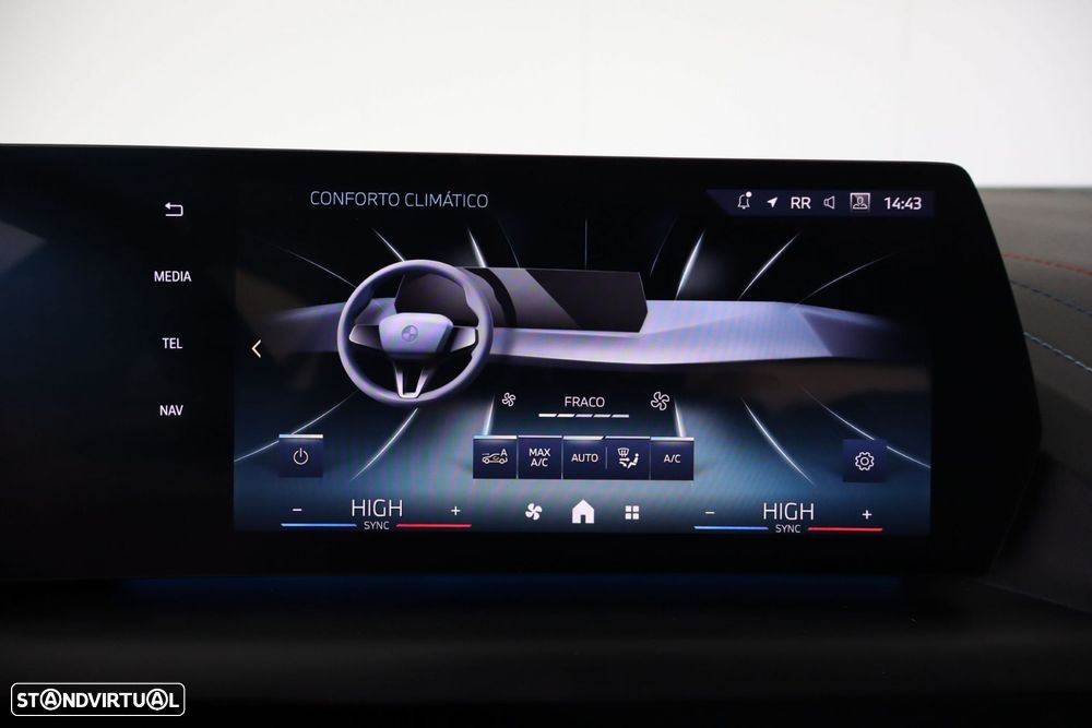 BMW 116 Pack Desportivo M - 50