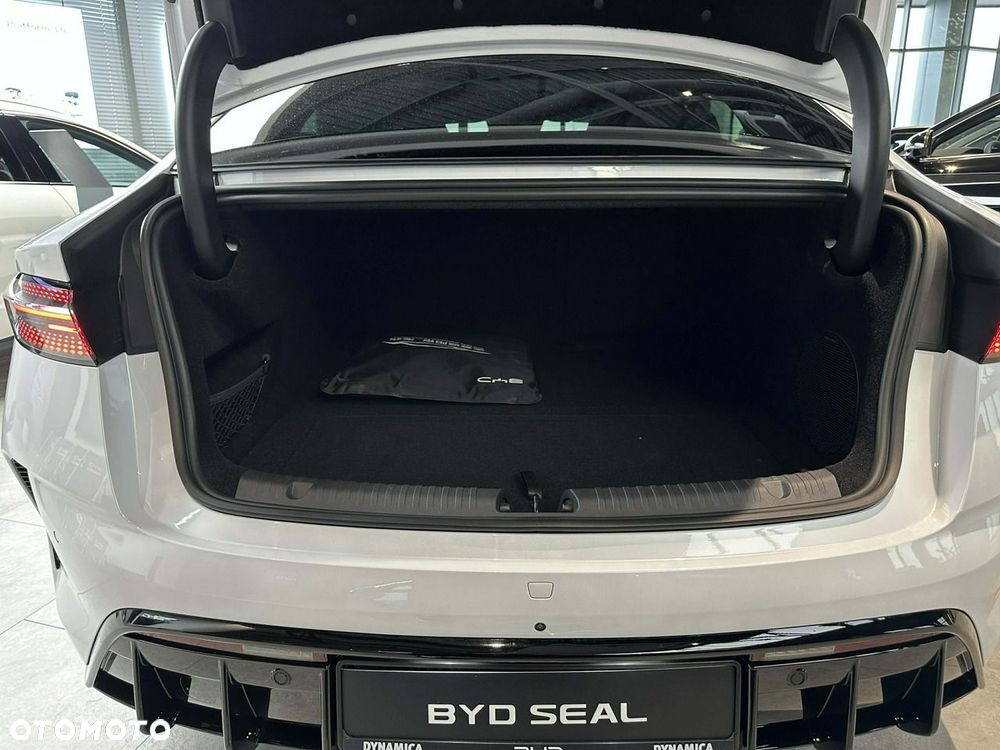 BYD Seal - 19