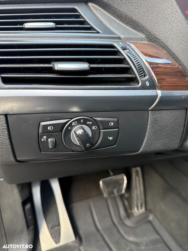 BMW X5 xDrive40d - 14