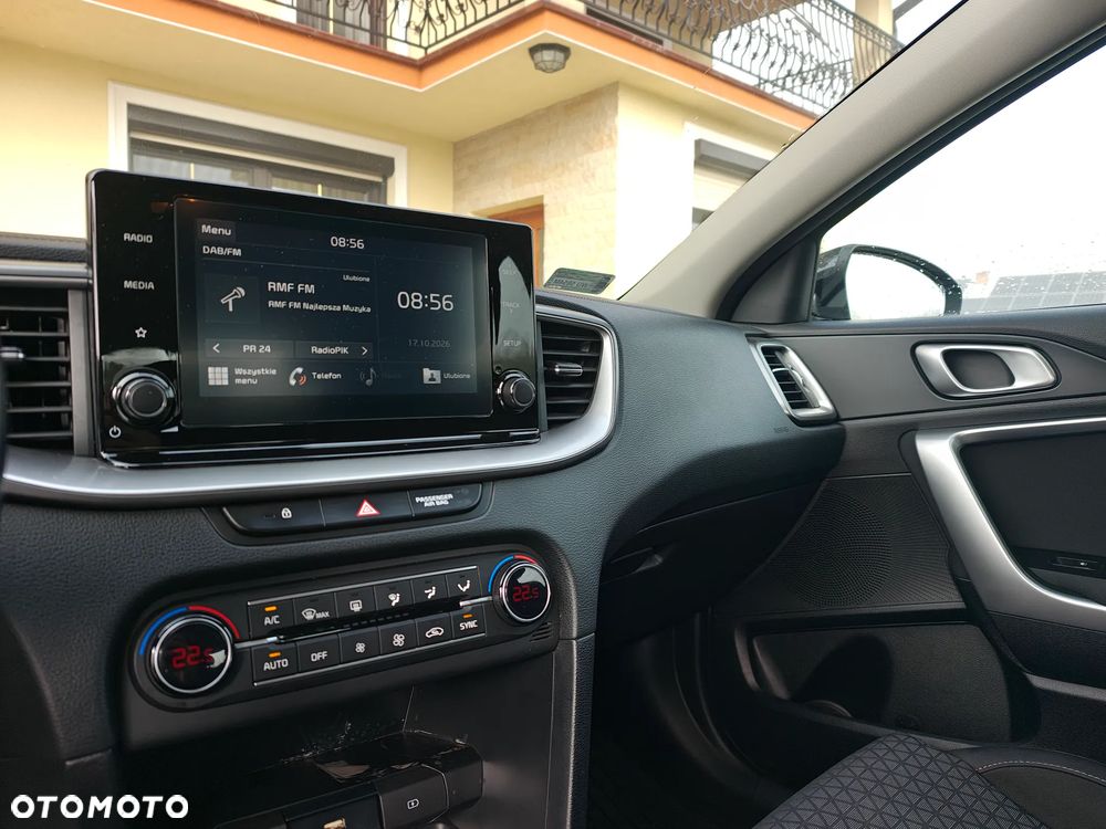 Kia Ceed 1.5 T-GDI M - 9