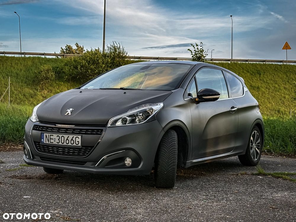 Peugeot 208 1.2 PureTech Allure S&S - 10
