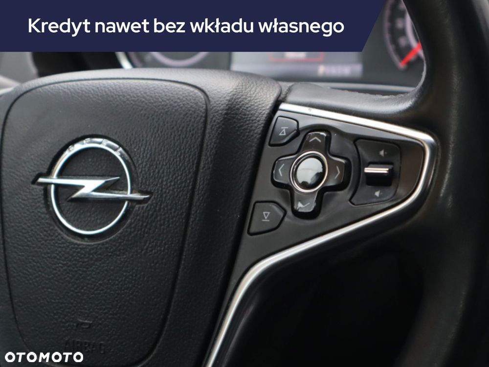 Opel Insignia - 19