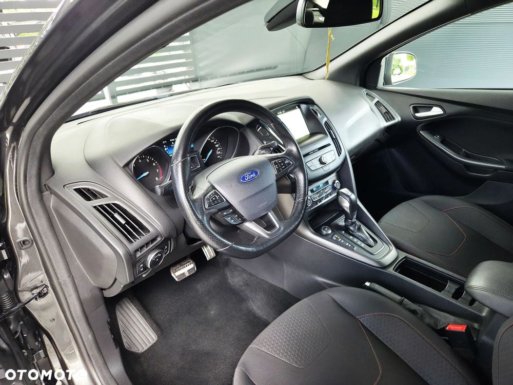 Ford Focus - 6