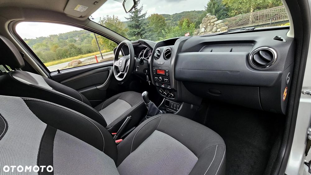 Dacia Duster 1.6 SCe Prestige - 22