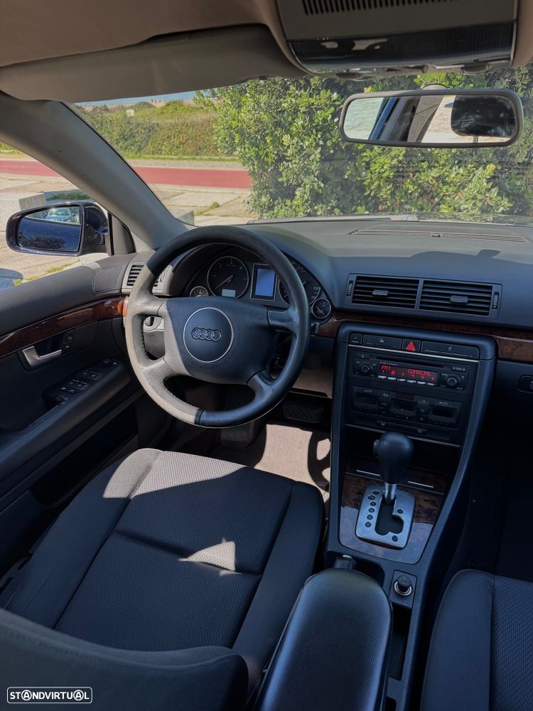 Audi A4 1.9 TDI multitronic - 9